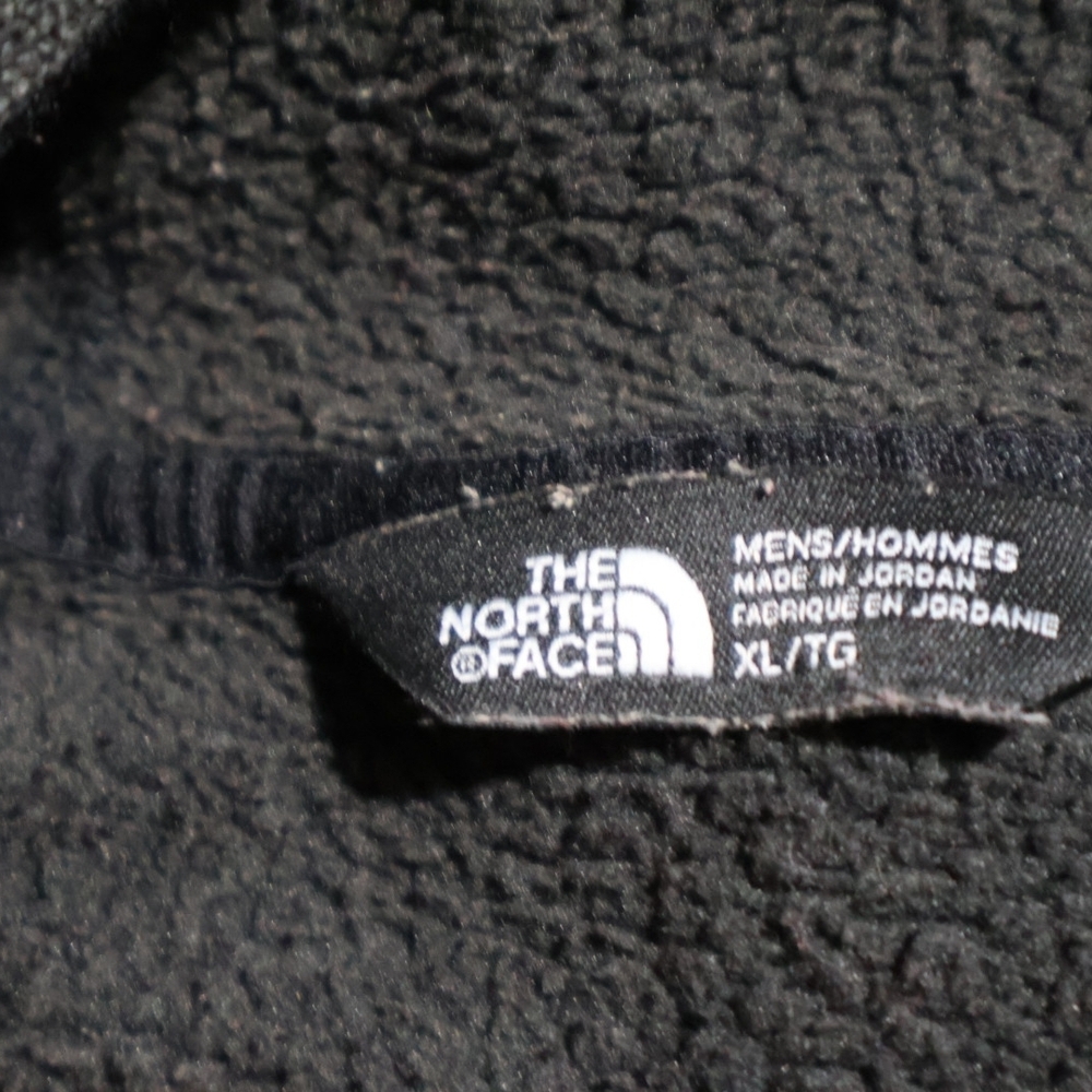 The North Face Black Fleece Jacket - Picture 4 of 5